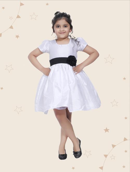 girls round neck short sleeves frock - 19743812 - Very Small Image - 1