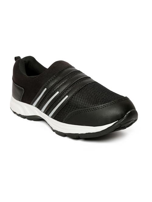 black solid sport shoes - 19747337 - Very Small Image - 1