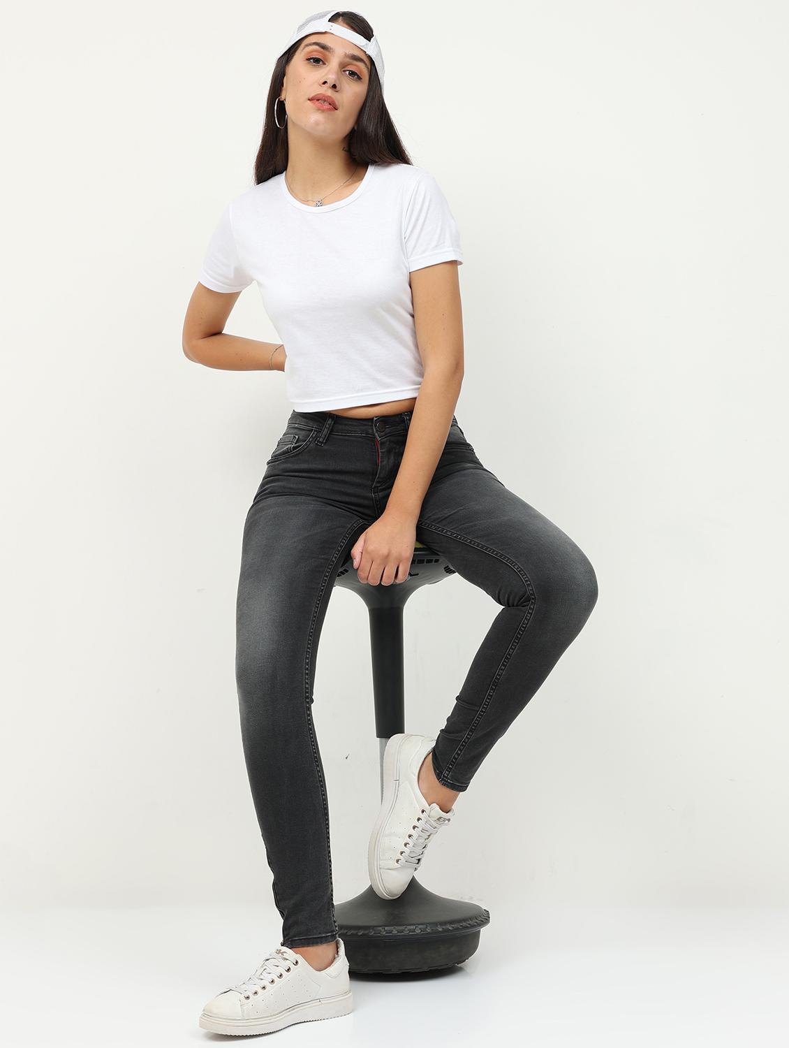 white cotton crop top - 19763569 - Zoom Image - 3