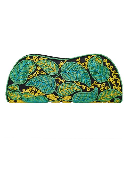 black embellished regular clutch - 19786449 - Very Small Image - 1