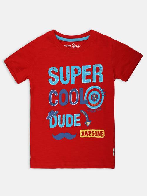 red typographic t-shirt - 19808651 - Very Small Image - 1