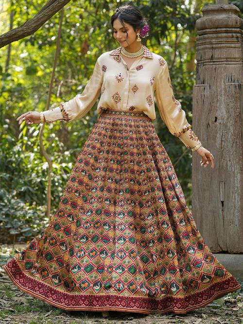 printed flared stitched lehenga - 19838455 - Very Small Image - 1