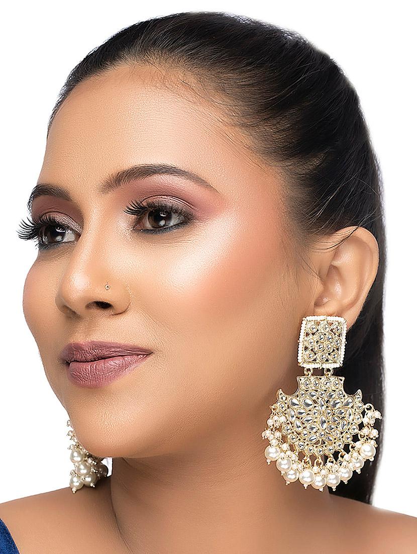 gold brass chandballi earring - 19839939 - Zoom Image - 4