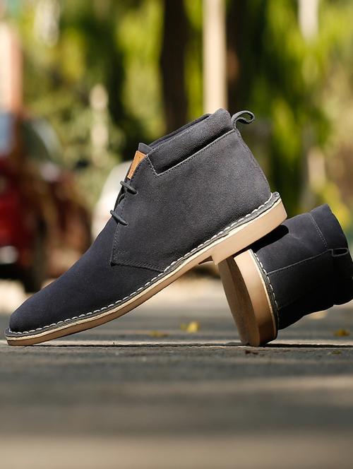 ankle-length lace-up boots - 19868800 - Very Small Image - 1