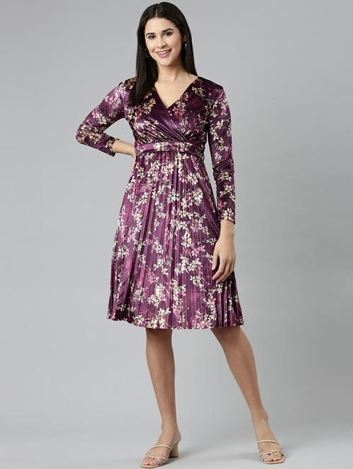 women's fit & flare floral dress - 19947776 - Very Small Image - 1