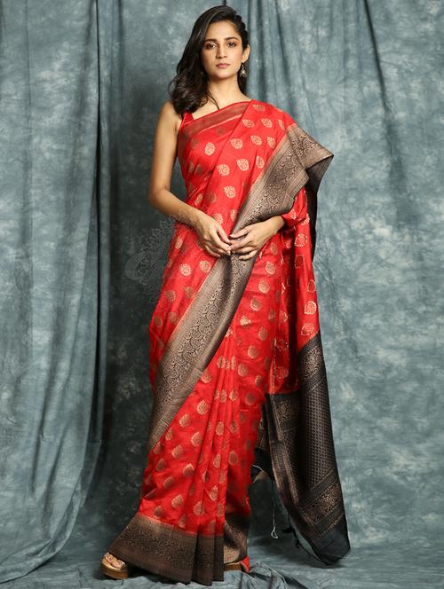 self design woven saree with blouse - 19968639 - Very Small Image - 1