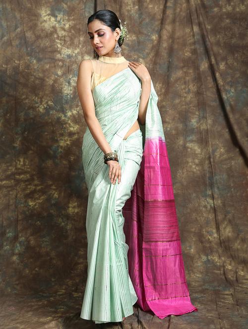 self design woven saree with blouse - 19968798 - Very Small Image - 1