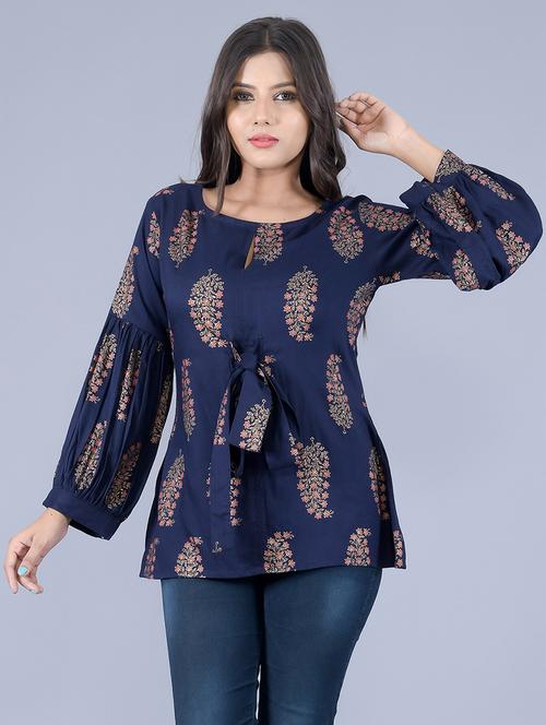 women's straight round neck top - 19984203 - Very Small Image - 1