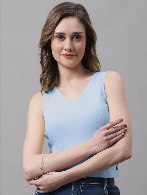 women's crop v neck top - 19986103 - Very Small Image - 1