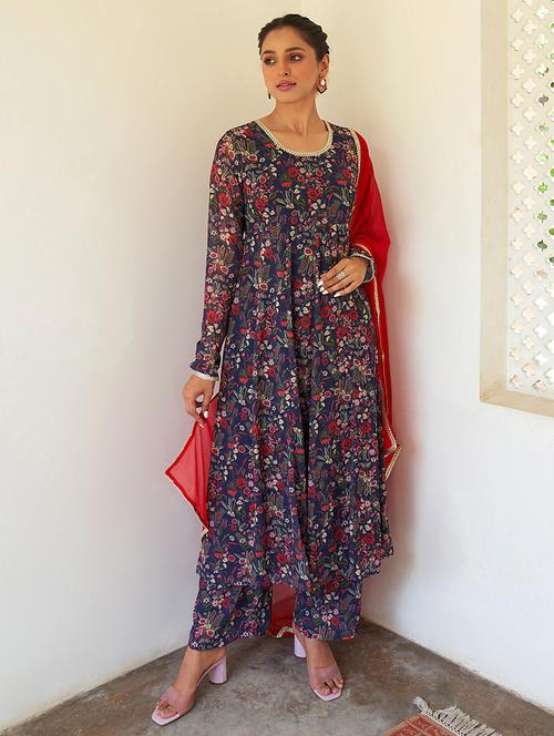 women floral printed long sleeve kurta pant with dupatta set - 20018581 - Very Small Image - 1