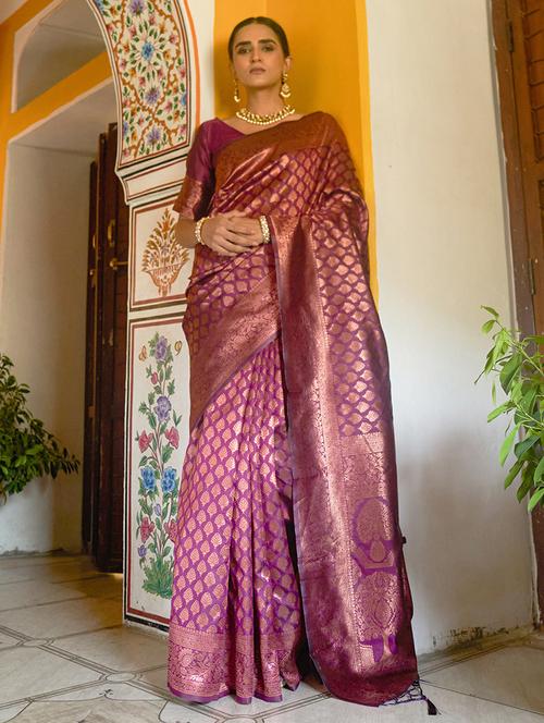 purple silk blend banarasi saree with blouse - 20018634 - Very Small Image - 1