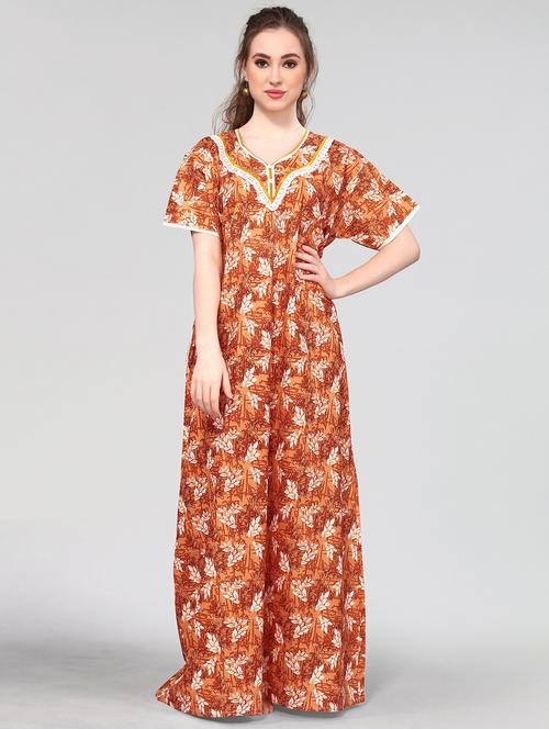 v-neck printed nighty - 20060599 - Very Small Image - 1