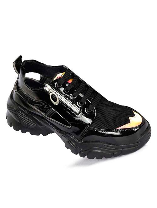 black solid lace-up sneaker - 20072616 - Very Small Image - 1