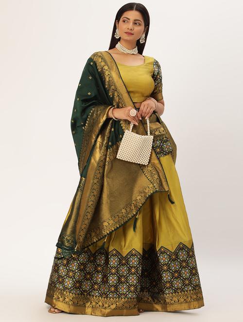 self design flared lehenga choli set with dupatta  - 20207947 - Very Small Image - 1