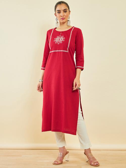women maroon solid key hole neck a-line kurta - 20252984 - Very Small Image - 1