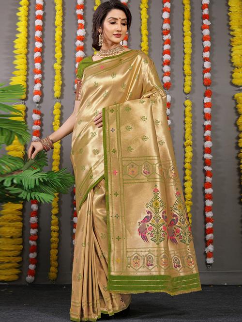 women's self design gold colored saree with blouse - 20277664 - Very Small Image - 1