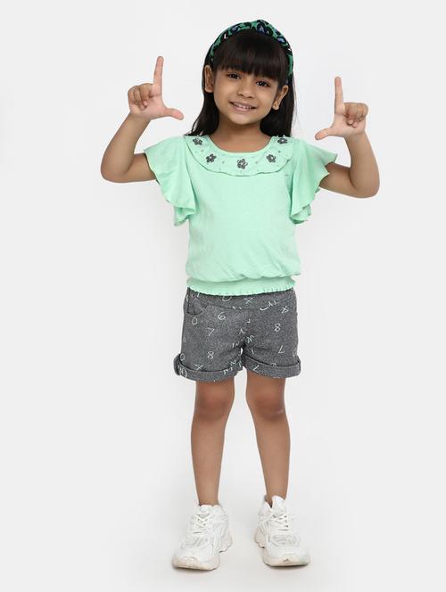 girls neck detailed top & printed shorts set - 20282600 - Very Small Image - 1