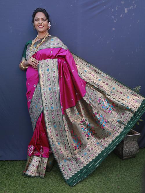 women's self design pink colored saree with blouse - 20290750 - Very Small Image - 1