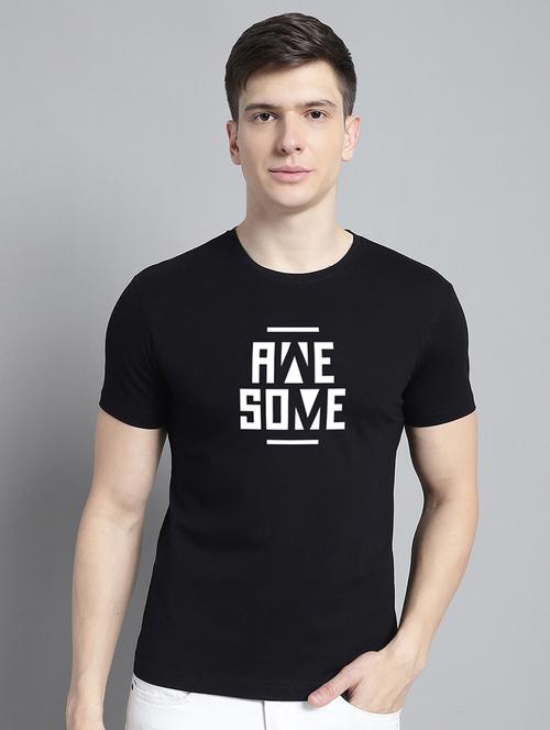 men round neck chest print t-shirt - 20295669 - Very Small Image - 1