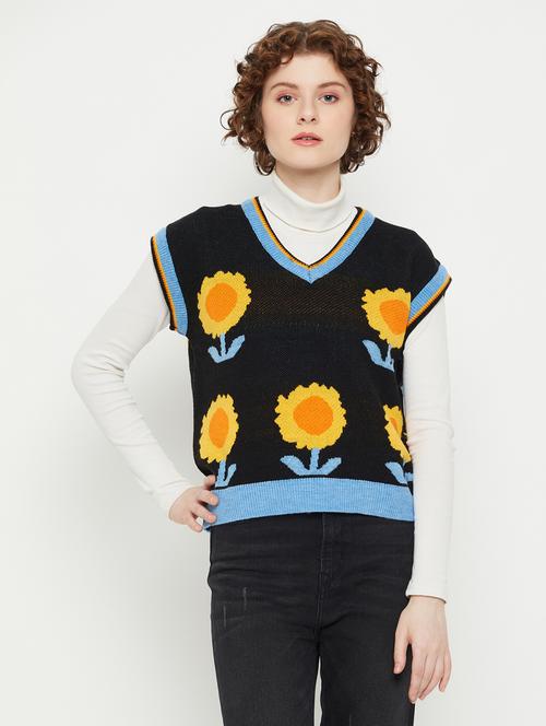 women v-neck quirky floral pullover - 20295886 - Very Small Image - 1