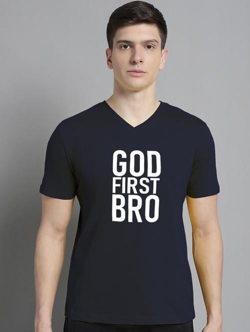 men v-neck graphic chest print t-shirt - 20312202 - Very Small Image - 1