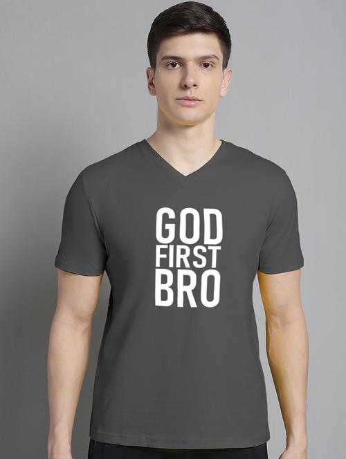 men grey cotton chest print t-shirt - 20312205 - Very Small Image - 1