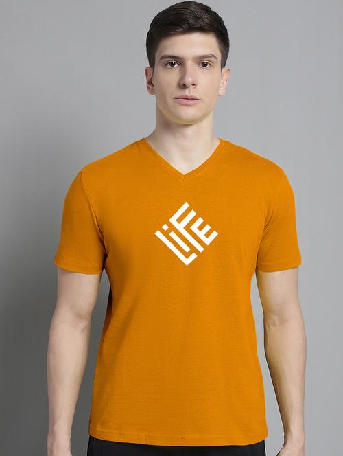 men v-neck graphic chest print t-shirt - 20312245 - Very Small Image - 1