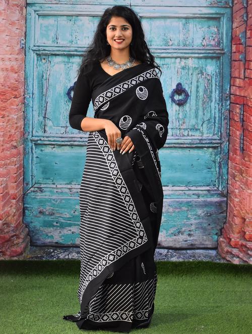 black colored printed  saree - 20312605 - Very Small Image - 1