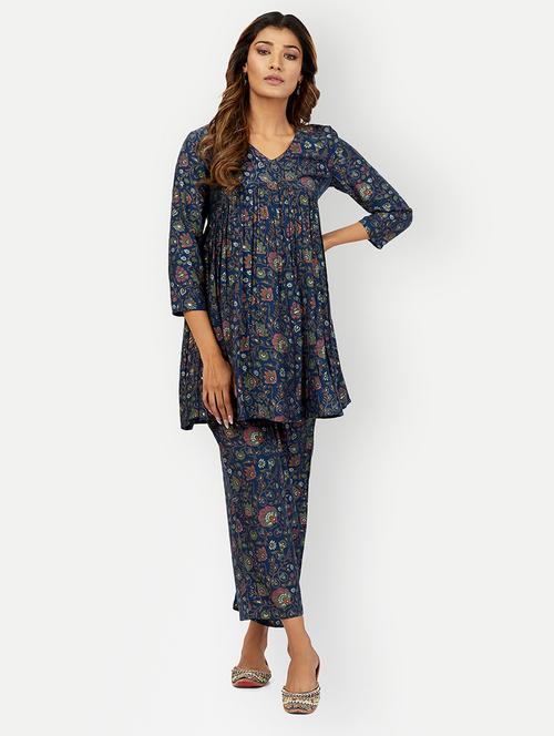 women navy blue floral v-neck co-ord sets - 20318817 - Very Small Image - 1