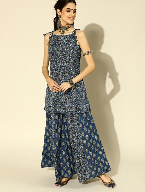 navy blue colored fusion set - 20333441 - Very Small Image - 1