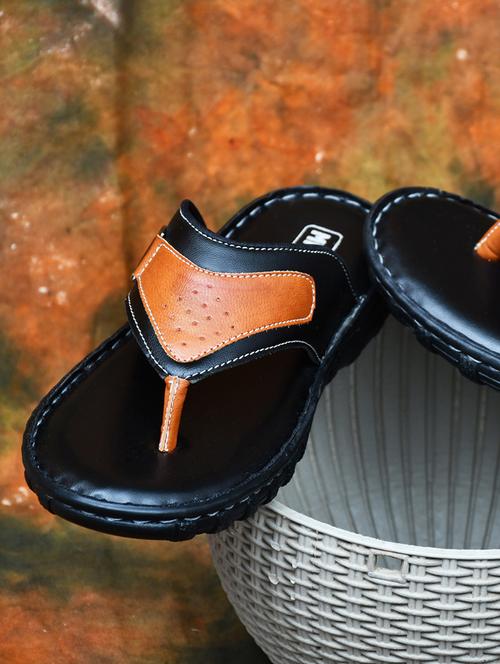 black leather toe separator slippers - 20334615 - Very Small Image - 1