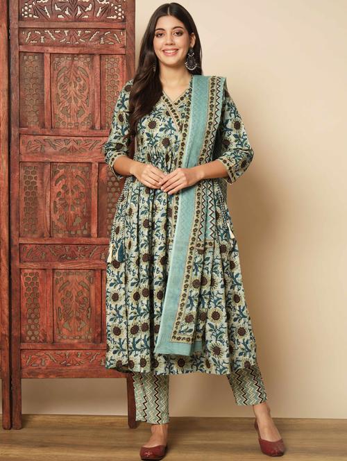 blue three quarter sleeve kurta pant set - 20342310 - Very Small Image - 1