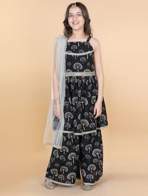 black printed kurta palazzo set - 20357166 - Very Small Image - 1