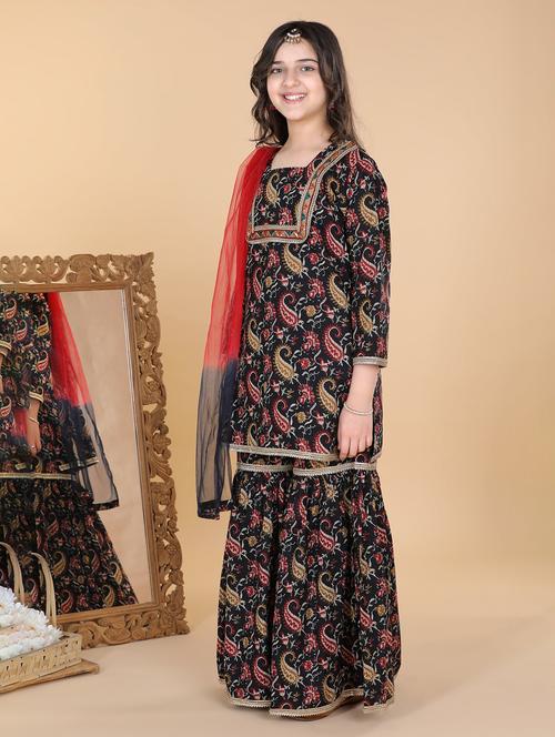 black paisley print kurta sharara set - 20357204 - Very Small Image - 1