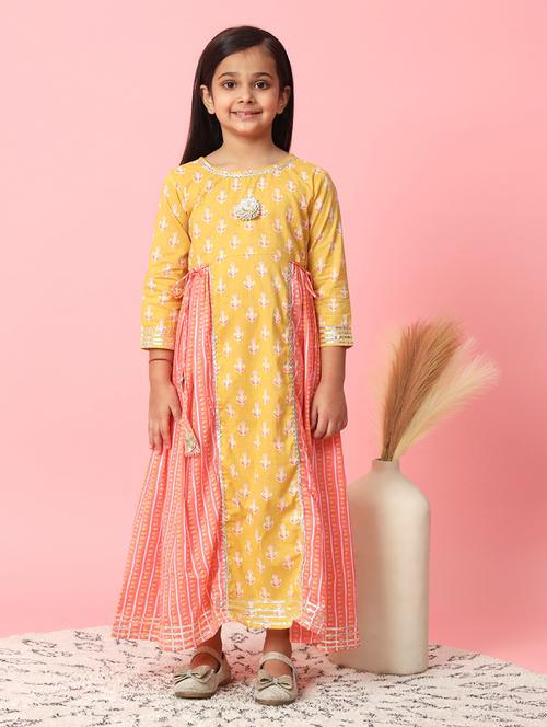 girls yrellow round neck party gown - 20381578 - Very Small Image - 1