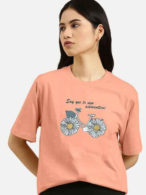 Women's Chest Print Round Neck T-shirt - 20384928 - Very Small Image - 1