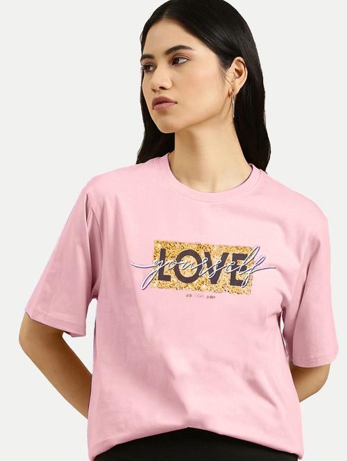 women's chest print crew neck t-shirt - 20384937 - Very Small Image - 1