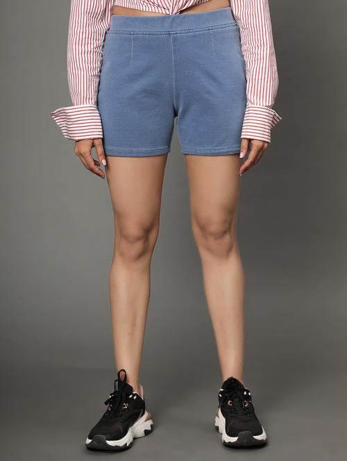women light blue denim shorts - 20386980 - Very Small Image - 1