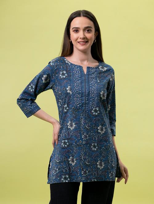 blue three quarter sleeve straight kurti - 20404825 - Very Small Image - 1
