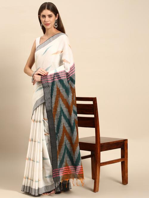 women's self design white colored saree with blouse - 20405962 - Very Small Image - 1