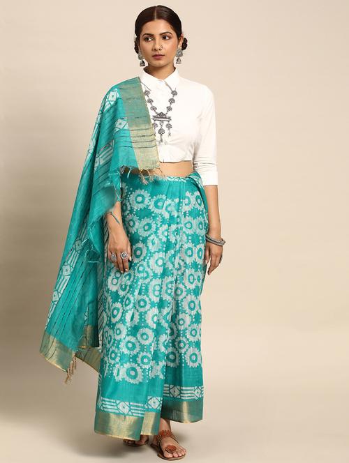 women's batik turquoise colored saree with blouse - 20406074 - Very Small Image - 1