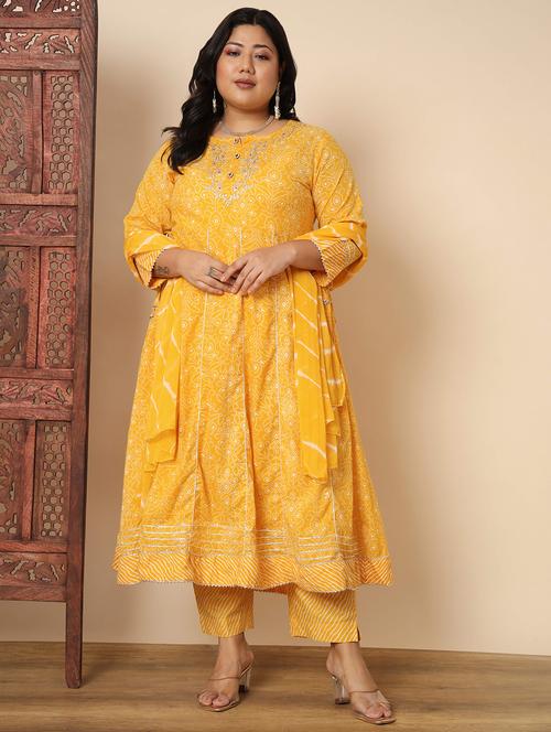 yellow kurta pant set with dupatta - 20407147 - Very Small Image - 1