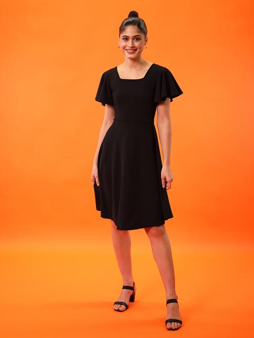 black solid bell sleeves a-line dress - 20414291 - Very Small Image - 1