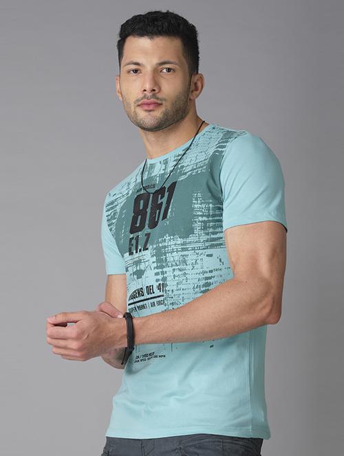 men round neck front print regular t-shirt - 20447076 - Very Small Image - 1