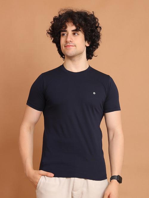men round neck solid regular t-shirt - 20478533 - Very Small Image - 1
