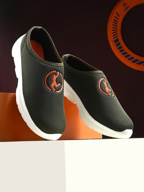 boys slip on sport shoes - 20486799 - Very Small Image - 1