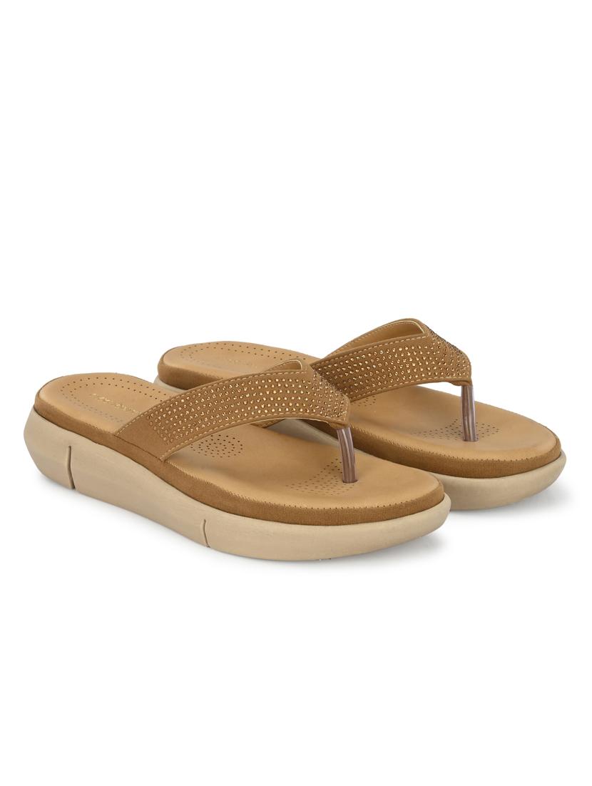 women toe separator sandal - 20560230 - Zoom Image - 2