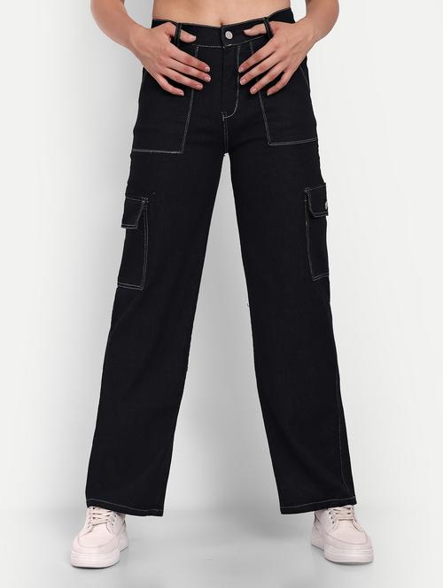 women black plain cargo jeans - 20594392 - Very Small Image - 1