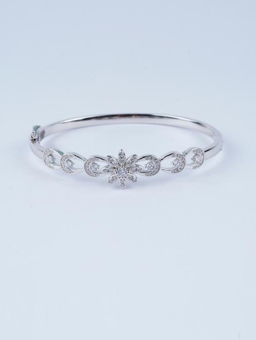 silver bangle bracelet - 20597553 - Very Small Image - 1
