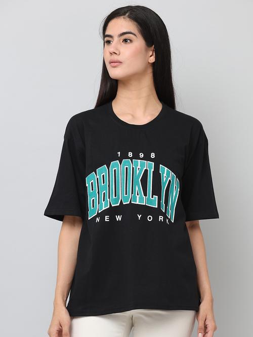 women front print t-shirt - 20602449 - Very Small Image - 1